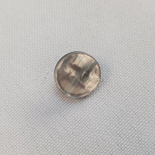 Bouton à queue nacre fine – reflets argentés – 13 mm –