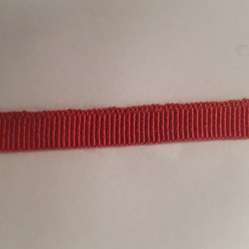 Ruban gros grain rouge – 8 mm – finition de qualité – vendu par lot de 5 mètres