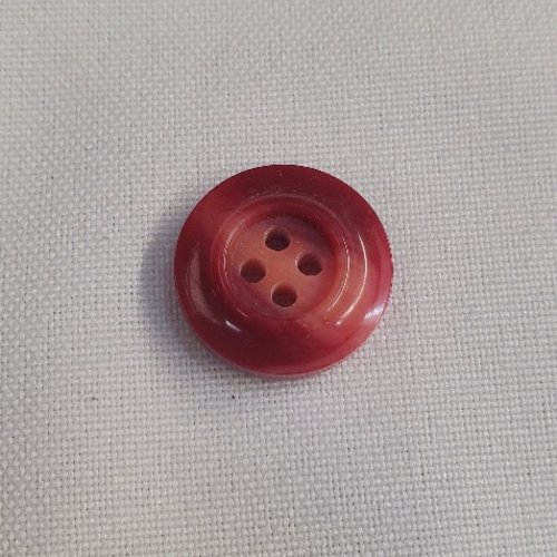 Bouton rond classique rouge 18 mm –