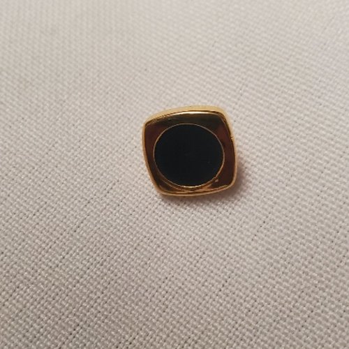 Lot de 6 boutons carrés bijou – acrylique noir & cadre or – 10 mm