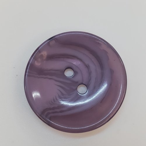 Gros bouton acrylique parme marbré – a 2 trous 30 mm