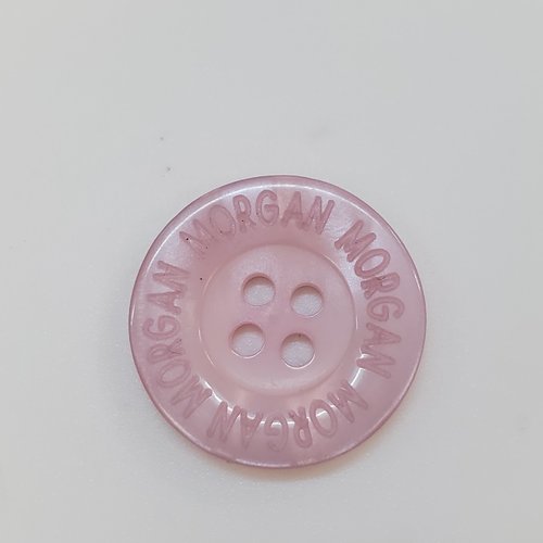 Bouton acrylique rose pâle – 23 mm