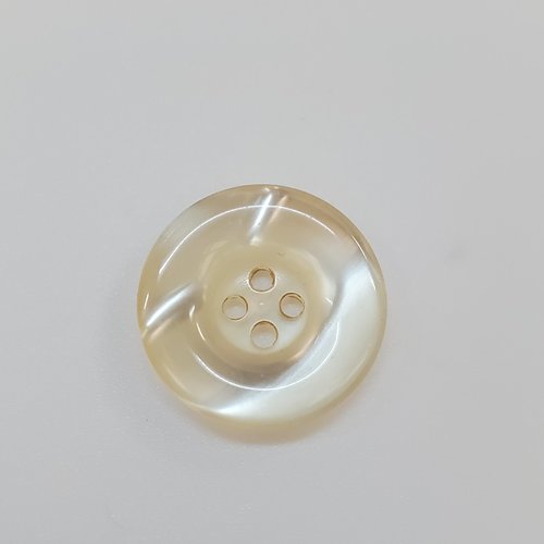Bouton acrylique blanc cassé – 22 mm