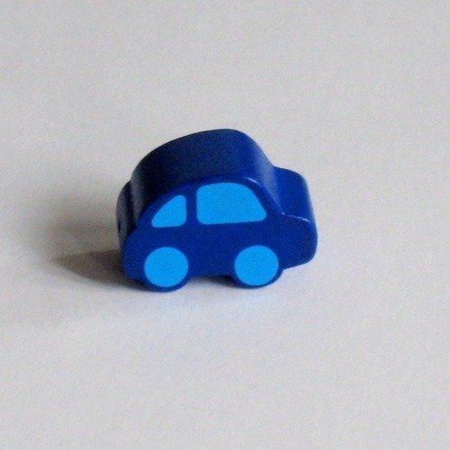 Perle en bois motif voiture bleu pour attache tétine