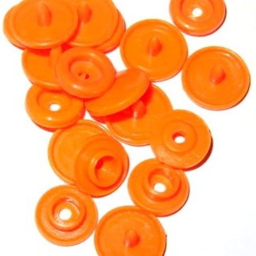 5 boutons pressions en plastique orange clair kam t5