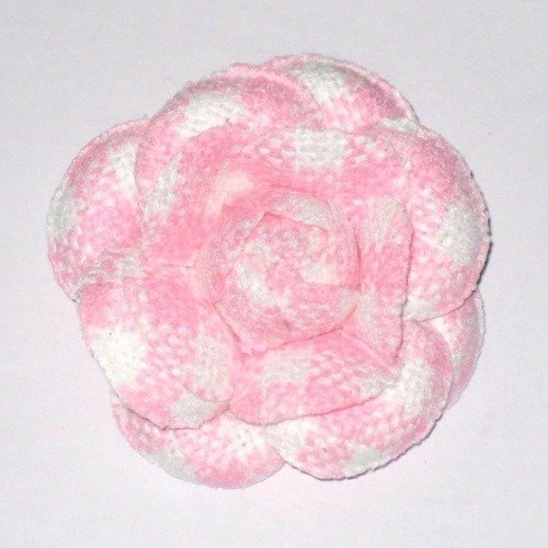 Broche fleur en tissu rigide rose blanche 9 cm 