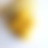 2 perles en laine feutrée jaune moutarde non percée 20 mm