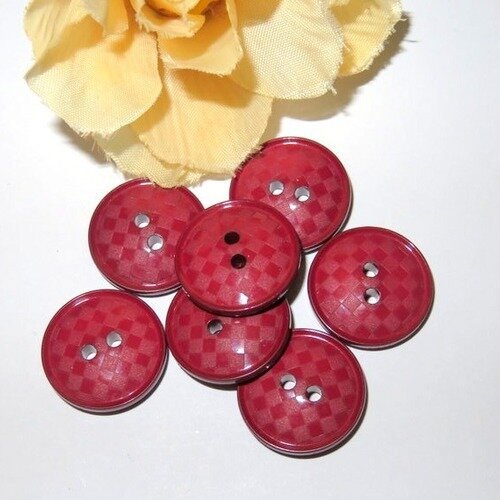 7 boutons anciens bakélite damiers bordeaux 18 mm