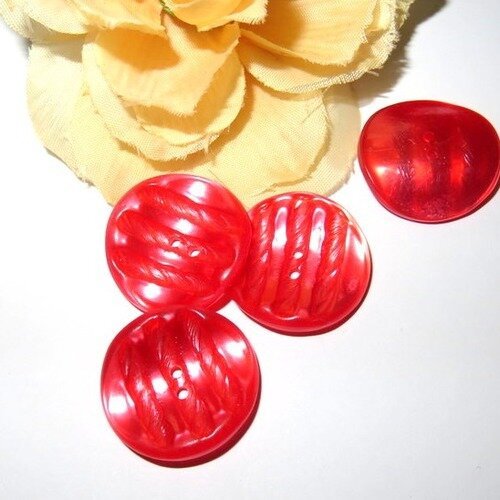 4 boutons rouge fantaisie 23 mm