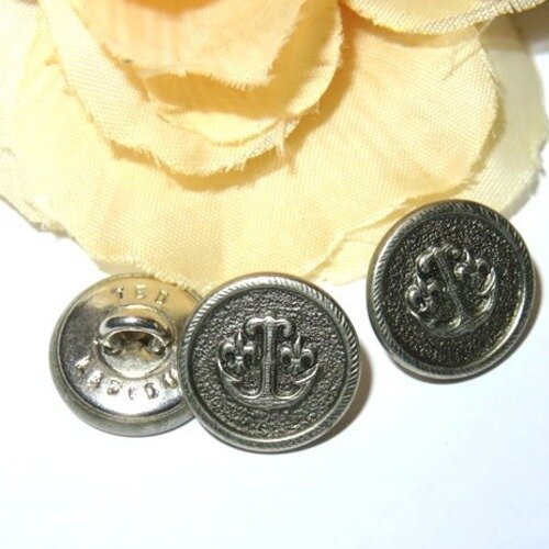 3 boutons anciens métal lapidus 
