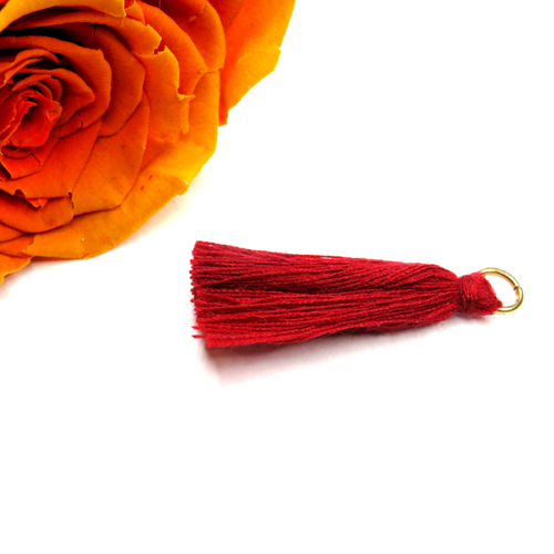 4 pompons mini-glands bordeaux anneau doré