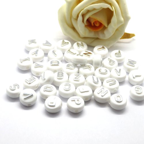 50 perles alphabet acrylique blanche argenté 10 mm