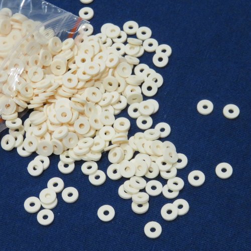 500 perles heishi polymère beige 6 mm