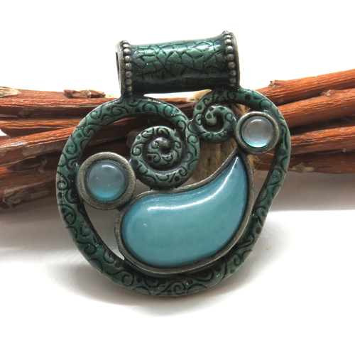 Pendentif métal, pierre bleu turquoise