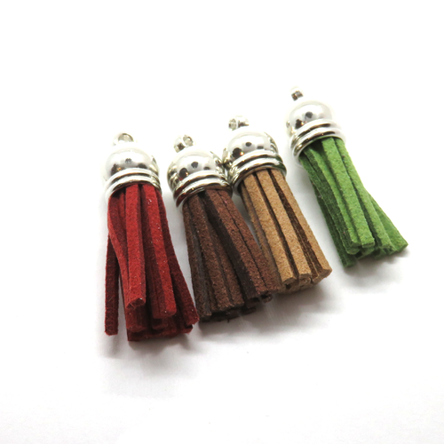 Lot de 4 pompons / gland suédine coupole argentée marron, vert