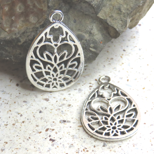 2 breloques pendentif cœur lotus métal argenté vieilli 18 x 28 mm