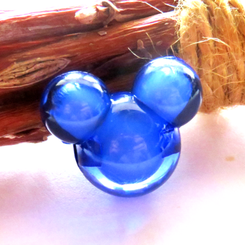 Perle acrylique tête de souris mickey bleue