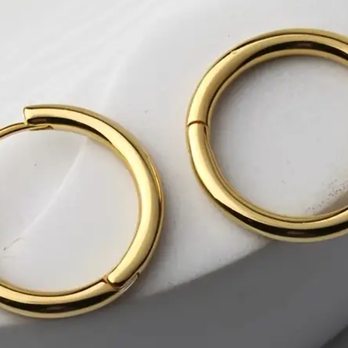 Boucles d'oreilles créoles acier inoxydable anneaux 20 mm dorés