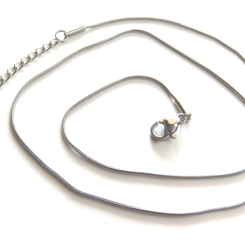 Collier argenté chaîne acier inoxydable maille serpent