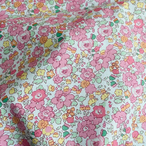 Tissu coton liberty à fleurs rose 145 x 100 cm