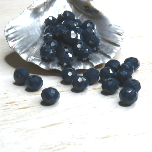 10 perles cristal à facettes bleu marine 6 mm