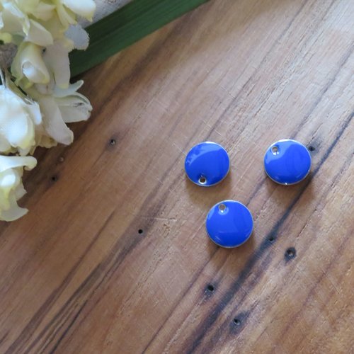 Pendentif émaillé rond sequin bleu 10 mm
