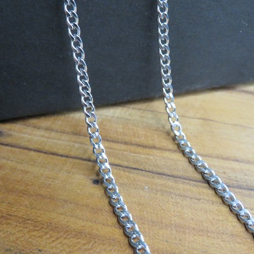 Chaîne acier inoxydable mailles plates gourmette