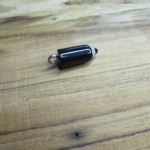 Breloque crayon résine noir 20 x 6 mm