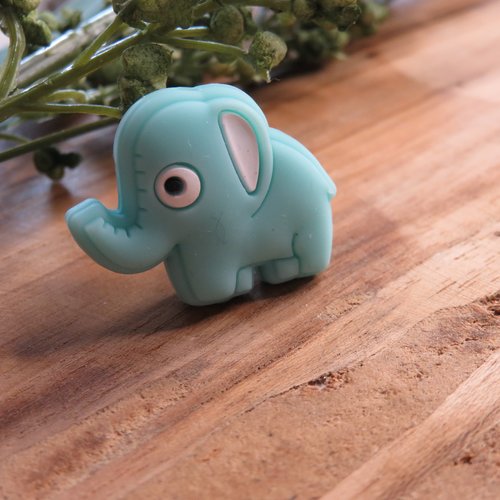 Perle silicone éléphant vert tendre