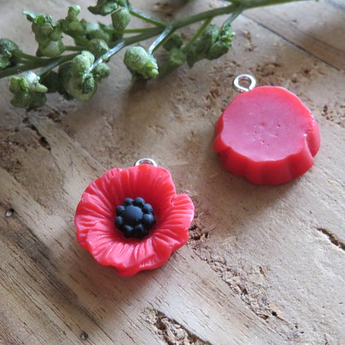 Breloque coquelicot résine rouge 19 mm