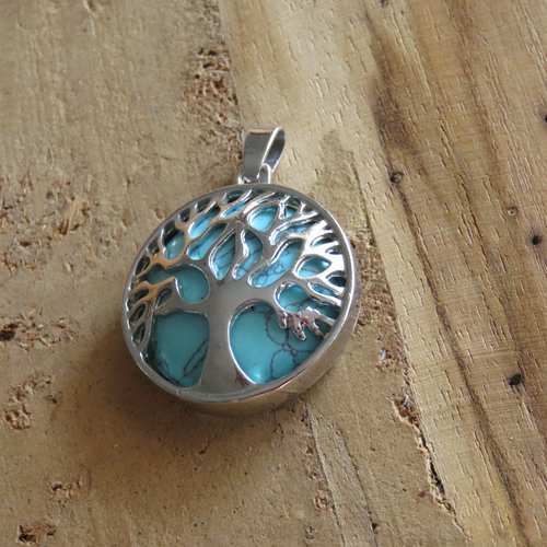 Pendentif pierre arbre de vie howlite bleue et métal argenté