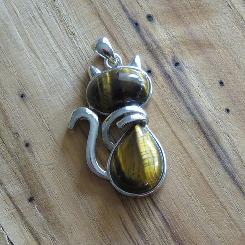 Pendentif en forme de chat pierre œil de tigre