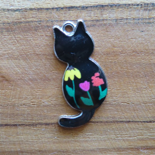 Breloque chat émail fleuri noir fleurs tulipe