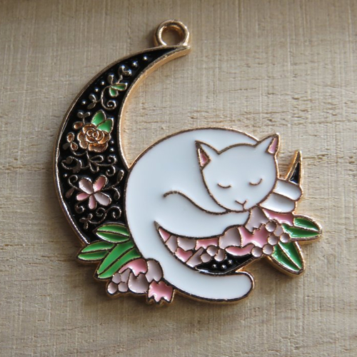 Breloque chat sur lune fleurie émail