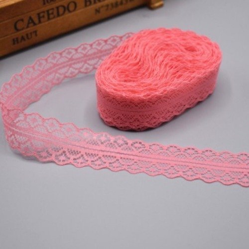 8 m de ruban en dentelle fine - 30 mm - corail foncé - d162