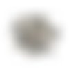 1 pompon forme tutu avec perle nacrée - 3 cm - gris 