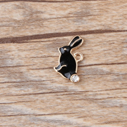 1 breloque pendentif lapin noir - email - strass - métal doré
