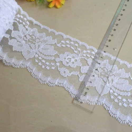 3 m de dentelle fine - 70 mm - blanche - d30