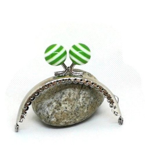 1 fermoir porte monnaie claps demi cercle - fermoir perle rayures vert et blanc  - couleur métal argenté