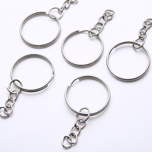 Lot de 2 anneaux porte clés avec petite chaînette - couleur métal argenté