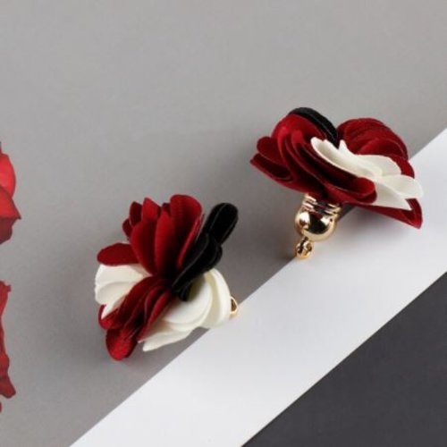 1 pendentif - breloque pompon fleurs - bordeaux - ivoire - noir - l2131
