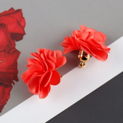 1 pendentif - breloque pompon fleurs - corail - l2107
