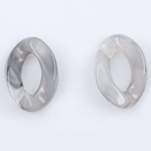 5 anneaux ouverts torsadés en acrylique - gris clair effet marbré - r56