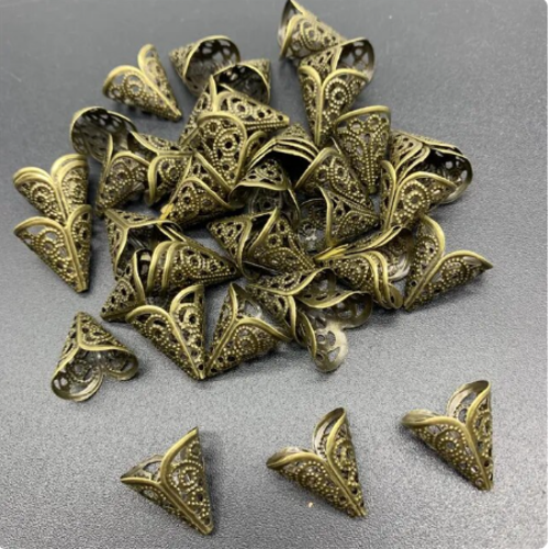 10 coupelles - calottes cônes filigrane - métal de couleur bronze - r102