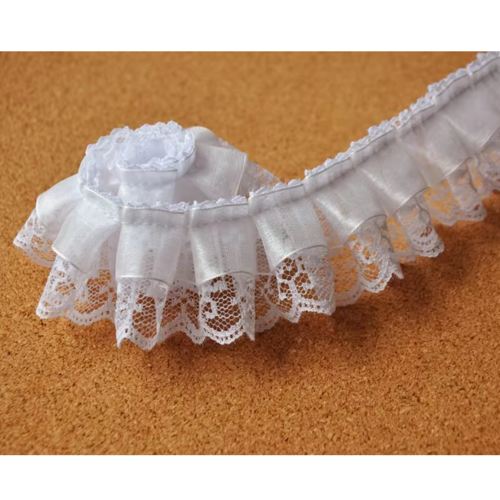 1.50 m de galon dentelle - satin - plissée - froncée - 2 rangs - 50 mm - blanc - d190