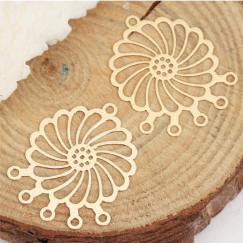 1 pendentif - connecteur - 5 trous - filigrane - métal doré - r908