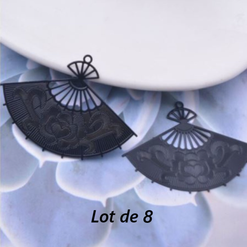 Lot de 8 pendentifs breloques - estampes eventail - noir - filigrane - laser cut