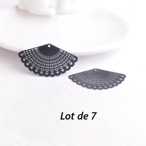 Lot de 7 pendentifs breloques - eventail - filigrane - laser cut