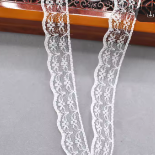 7 m de jolie dentelle fine - blanche  - 22 mm - d54