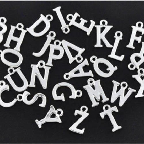 1 lot de breloque pendentif alphabet  26 lettres - métal couleur argenté